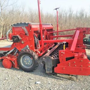 驅(qū)動耙播種機